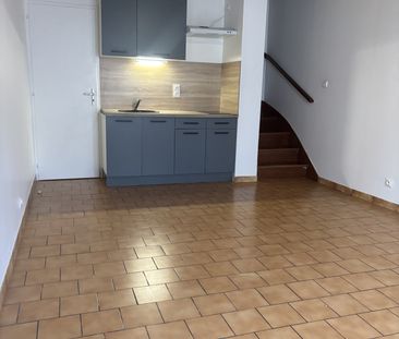 Location Appartement 2 pièces 43m² JAUNAY MARIGNY 86130 - Photo 2