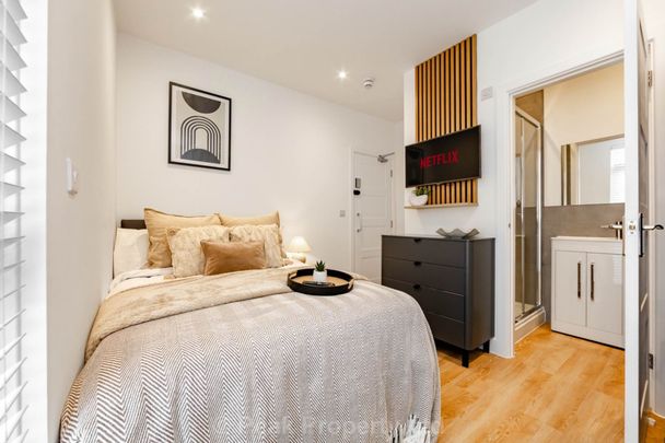Room 2, Heygate Avenue, Southend On Sea - Photo 1