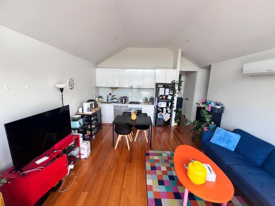 Seddon - Photo 1