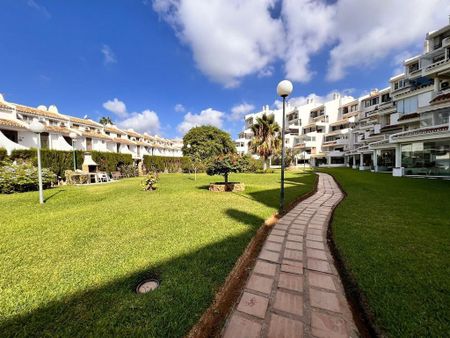 2 room luxury penthouse for rent in Mijas, Andalusia - Photo 4