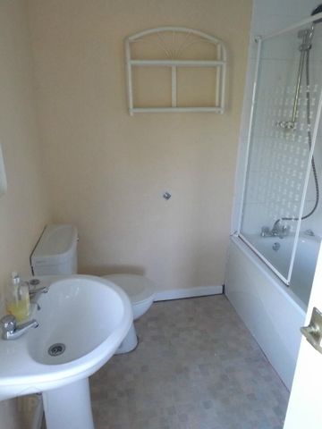 85 Circular Road Newtownabbey, BT37 0RD - Photo 4