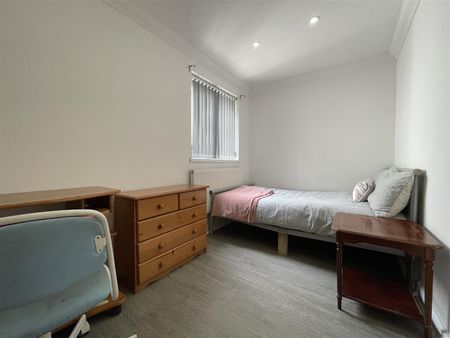 The Walk, Roath, Cardiff - Photo 2