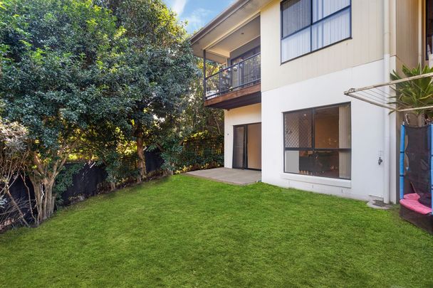 Modern Low-Maintenance Townhouse in Oxenford - Photo 1
