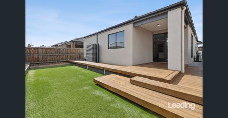 A Home So Nice You'll Pirouette at the Door! - Photo 5