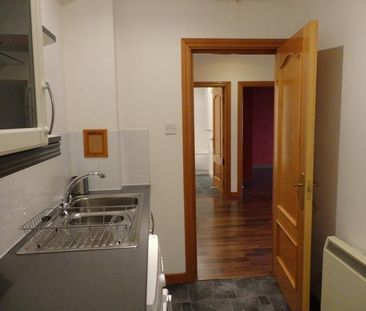 2 bedroom flat to rent - Photo 3