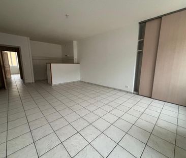 Location Appartement 4 pièces 85m² VALS LES BAINS 07600 - Photo 1