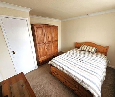 2 bedroom semi-detached house to rent - Photo 4