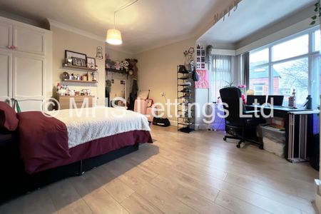 4 Bedroom End Terraced House for rent in Estcourt Avenue - Photo 2