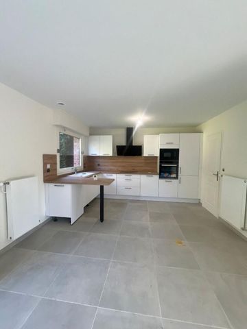 Location Maison 5 pièces 95m² MARCQ EN BAROEUL 59700 - Photo 5