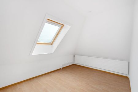 Zeitgemässer Komfort an zentraler Lage - Foto 3