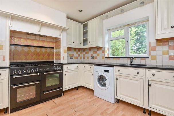 Ardmore Avenue, Guildford, Surrey, GU2 9NJ - Photo 1