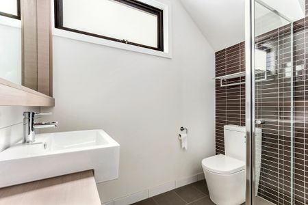 35 Abinger Street, Richmond VIC 3121 - Townhouse For Rent | Domain - Photo 4