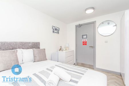 1 bed Shared Flat for Rent - Photo 5