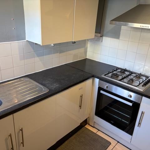 4 bedroom house to rent - Photo 1