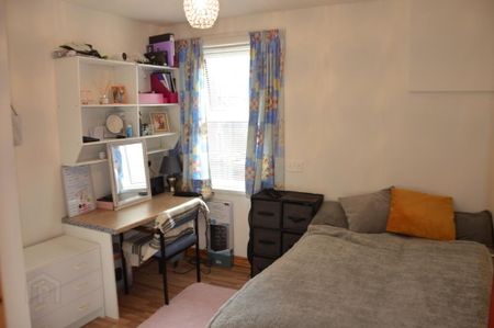 Flat 2 72 Fitzroy Av, Belfast, BT7 1HX - Photo 3