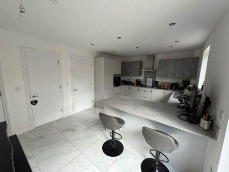 Golwg Gwynfaen, Swansea, SA4 - Photo 4