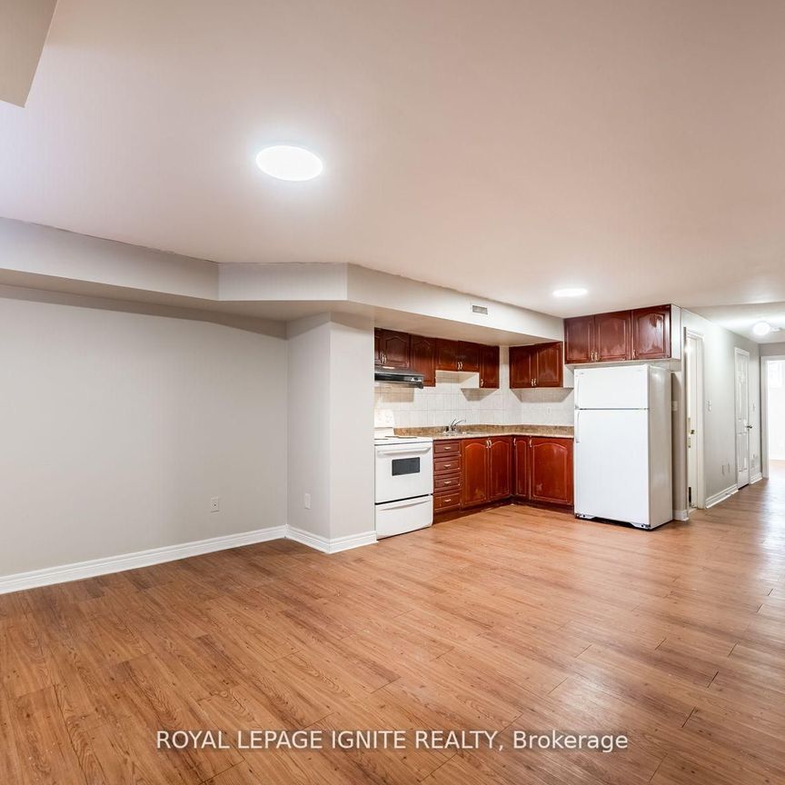 For Lease - 176 Wright Avenue, Toronto, Ontario - Photo 1