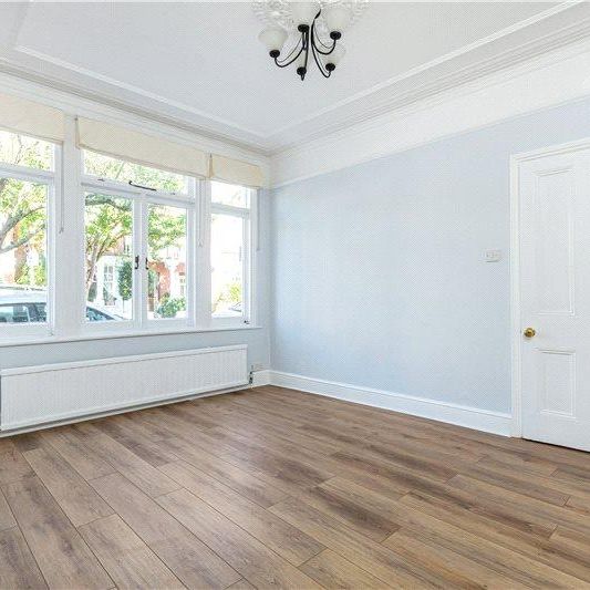 4 bedroom terraced house to rent - Photo 1