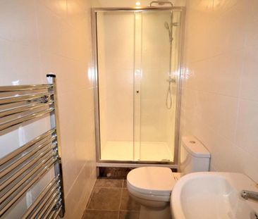 1 bedroom flat to rent - Photo 6