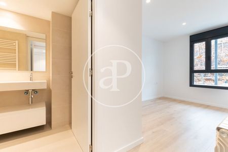 Piso de alquiler en Plaça D'ausiàs March, Turó de Can Mates - Photo 2