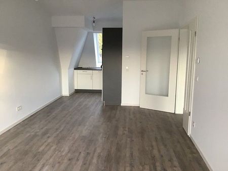 Stylische 2-Zimmer-Dachgeschoß-Wohnung - Photo 2