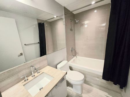 For Lease - 50 Charles Street Unit# 2511, Toronto, Ontario - Photo 4