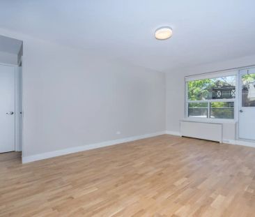 111 Lawton Boulevard — 1 Bedroom - unit 502 - Photo 2