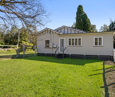 Tidy Colonial Home on Acreage - Photo 3