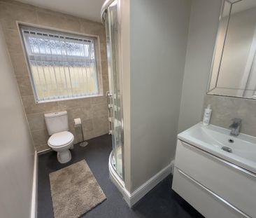 4 bedroom house to rent - Photo 3