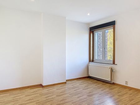 Huis met drie slaapkamers in La Louvière - Photo 2