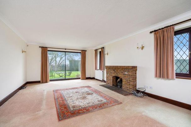 5 bedroom detached house to rent - Photo 1