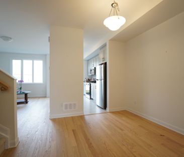 For Lease - 351 Establish Avenue, Orleans - Cumberland and Area, On... - Photo 4