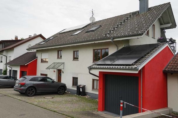 Gemütlich wohnen auf 71 m² mit 3 Zimmern, Balkon u. Stellplatz in Schopfheim-Wiechs - Foto 1