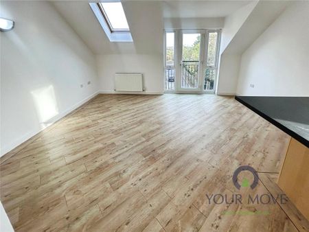 2 bedroom flat to rent - Photo 2