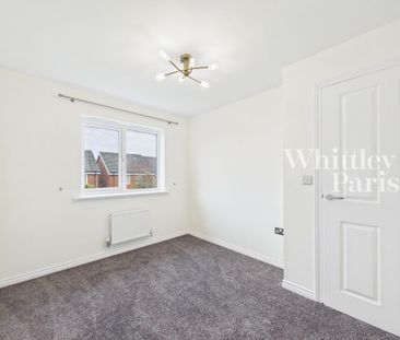 3 bedroom semi-detached house to rent - Photo 2