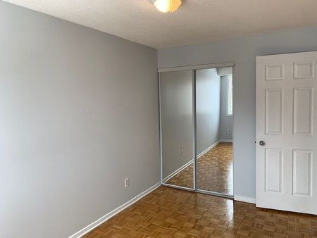 For Lease - 14 LARKSHIRE Lane Unit# E, Barrhaven, Ontario - Photo 5