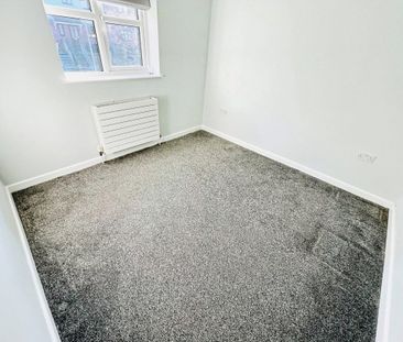 Oak Road, Blaina, ABERTILLERY - Photo 4