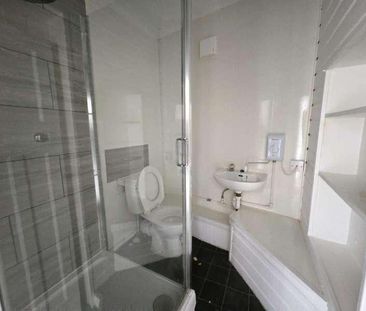 High Street, Ramsgate, CT11 - Photo 2