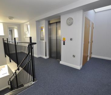 3 bedroom duplex to rent - Photo 5