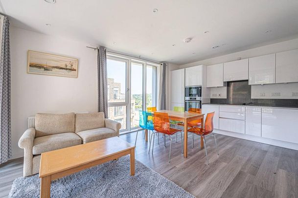 2 bedroom flat to rent - Photo 1