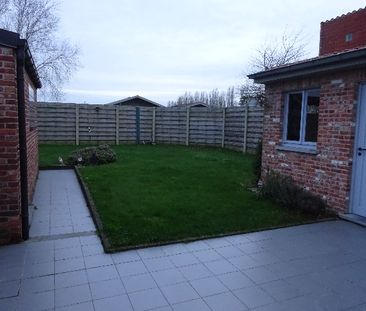 Zonnebeke - Woning met 2 slaapkamers, garage en tuin - Photo 2