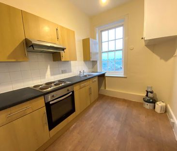 1 bed apartment to rent in Pevensey Road, St. Leonards-on-Sea, TN38 - Photo 2