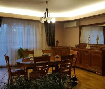 Vila 5 camere , in Ploiesti, zona 8 Martie. - Fotografie 4