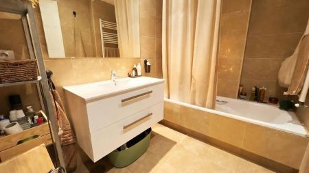 Piso de alquiler en Calle Juan Llorens, La Petxina - Photo 4