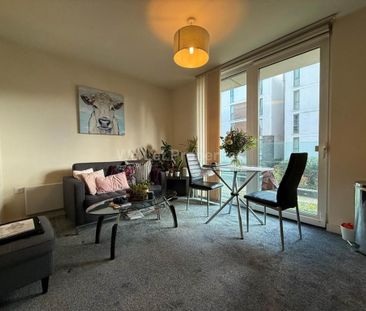 Studio to rent - Photo 2