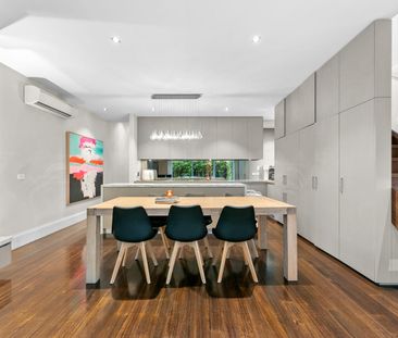 Timeless Victorian Elegance in the Heart of Middle Park - Photo 3