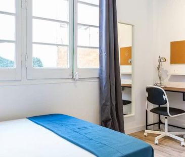 Carrer de lAntiga Travessera, L'Hospitalet de Llobregat, Catalonia ... - Photo 5