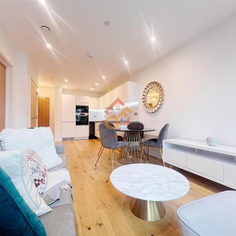 1 bedroom flat to rent - Photo 1