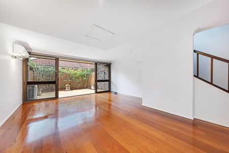 1/11-13 Kyngdon Street, Cammeray NSW 2062 - House For Rent | Domain - Photo 2