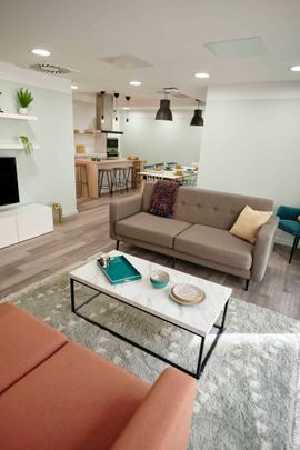 Platinum Ensuite - Photo 1